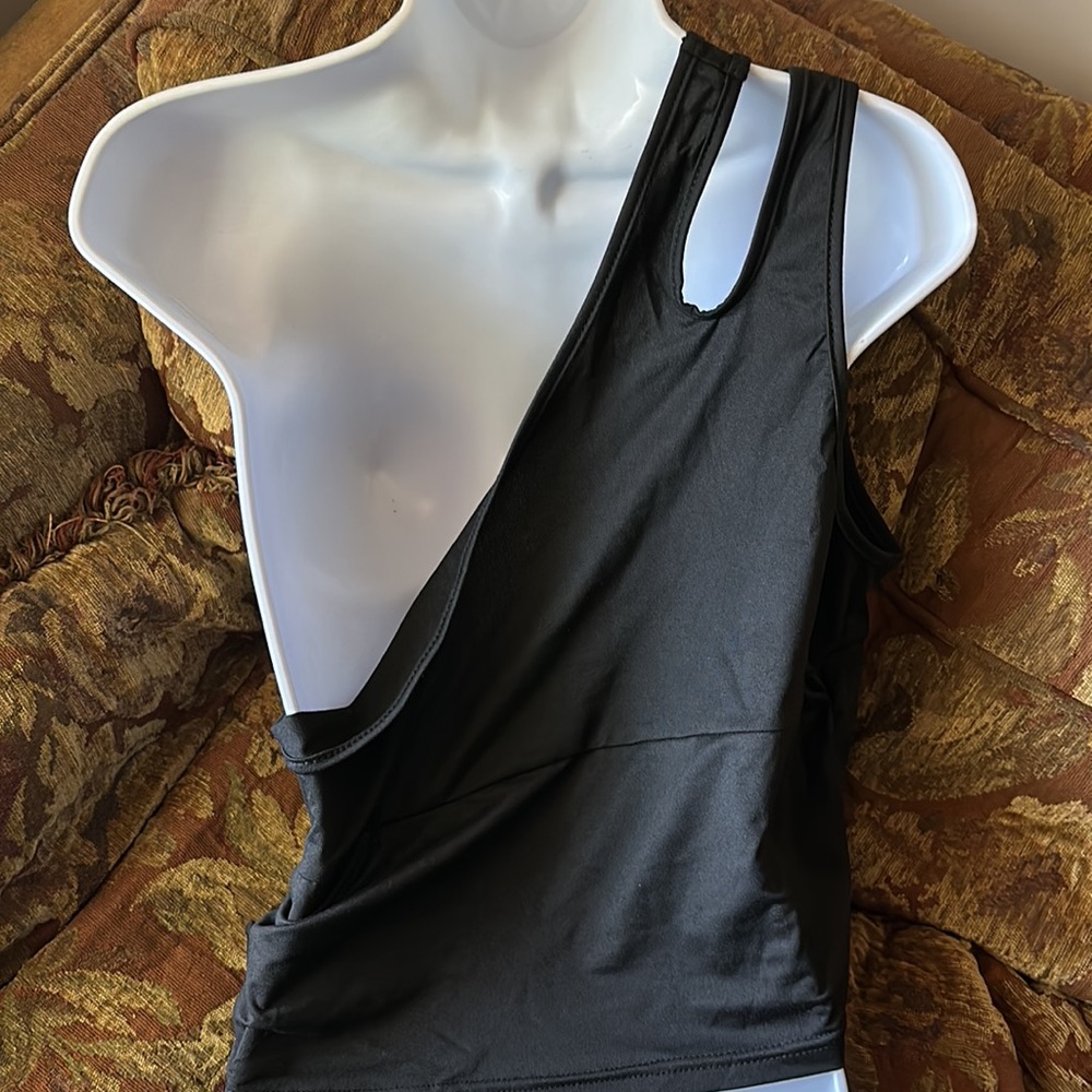 One Shoulder Drawstring Side Crop Top - Picture 7 of 8